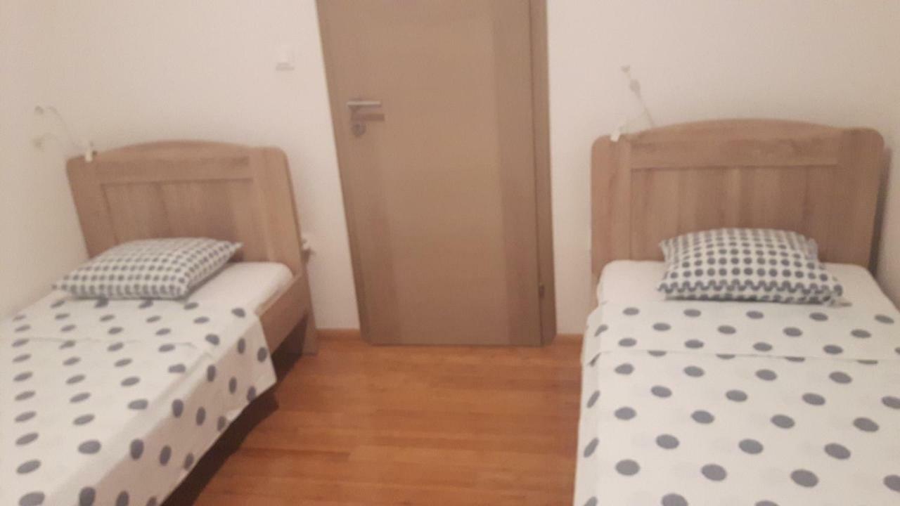 Apartmani Kali Extérieur photo