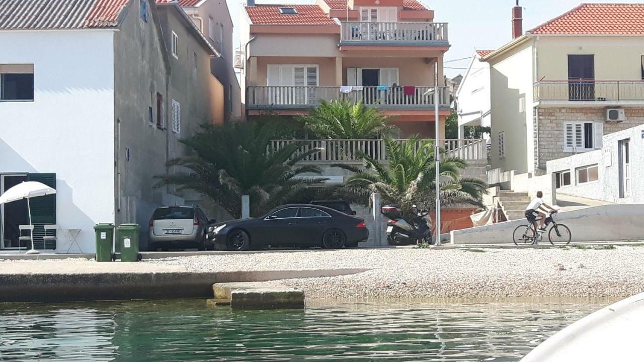 Apartmani Kali Extérieur photo